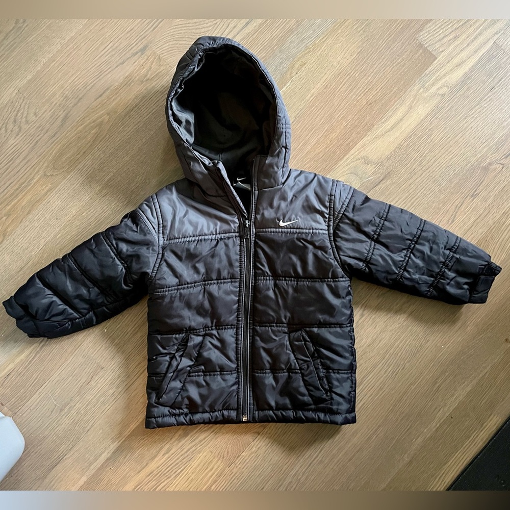 Nike Kids Winter Coat. Size 4.
